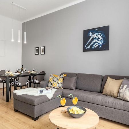 Appartamento Apartman Deark Fiume Esterno foto