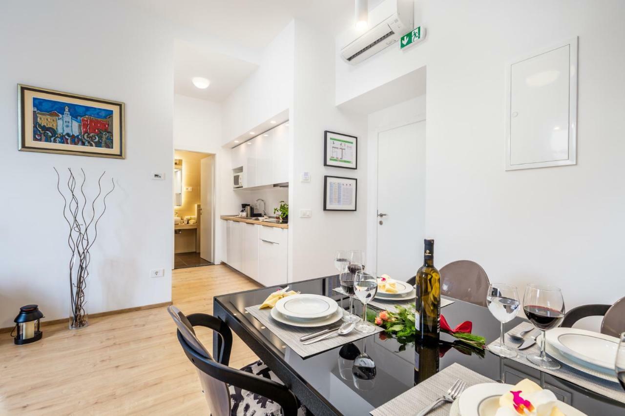Appartamento Apartman Deark Fiume Esterno foto